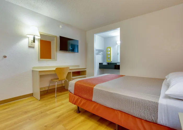 Hotel 6-tempe, Az - Scottsdale South